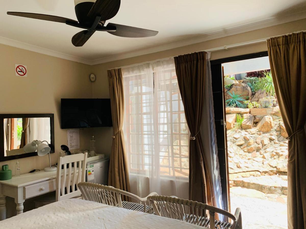 Bokamoso Views Bed & Breakfast Рустенбург Екстериор снимка